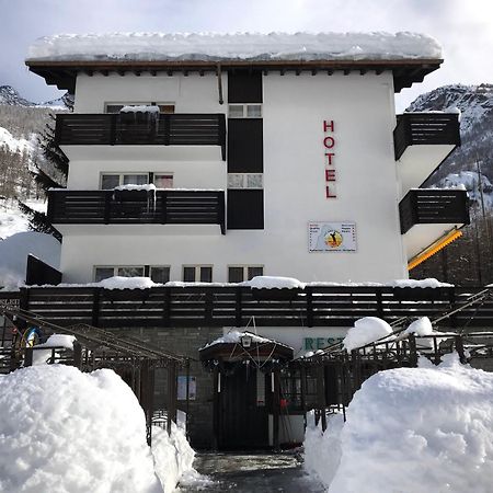 B&B Matterhorn Golf Randa Exterior foto